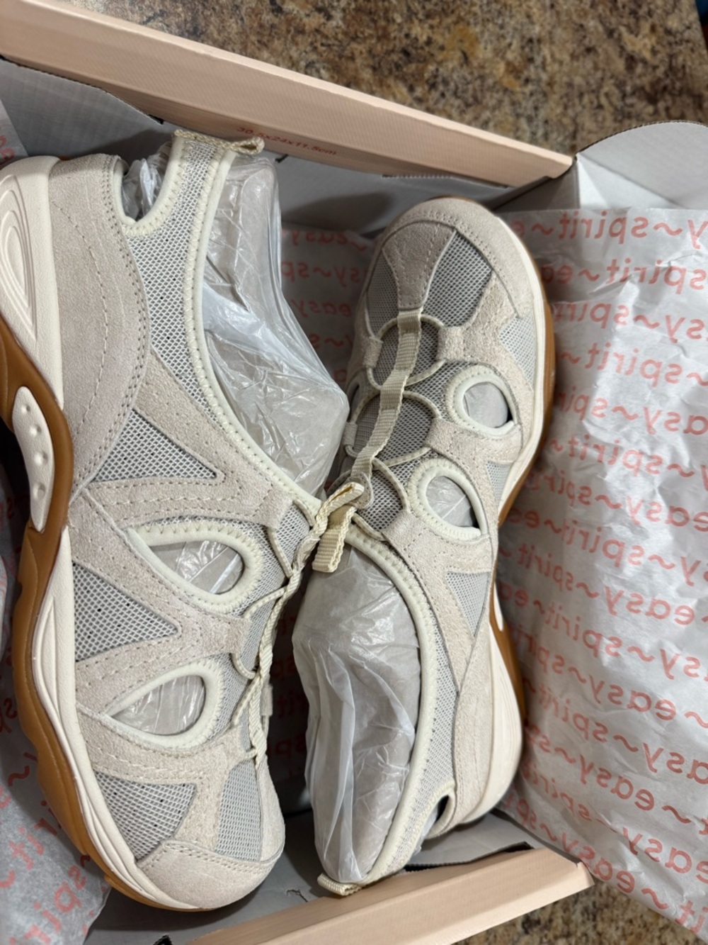 Easy Spirit SE Earthen shoes-NEW
